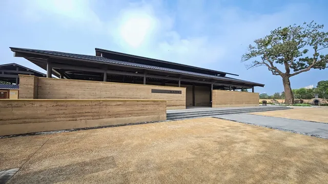 锦绣东方——中国传统服饰展活动海报
